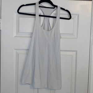 Lululemon white Size 6 Razorback tank